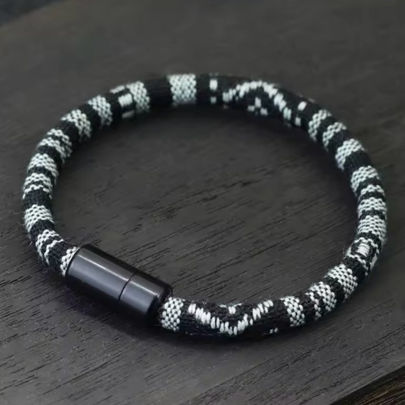 Mens Bohemian Cord Rope Bracelet 6mm 7.5” and 8.5” - Picture 1 of 2